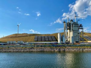 Regenerative Energien - Solaranlage und Windkraft und Blockheizkraftwerk auf dem Energieberg Karlsruhe