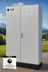 Energiespeicher für Betriebsräume von Up-Cell vor grüner Landschaft